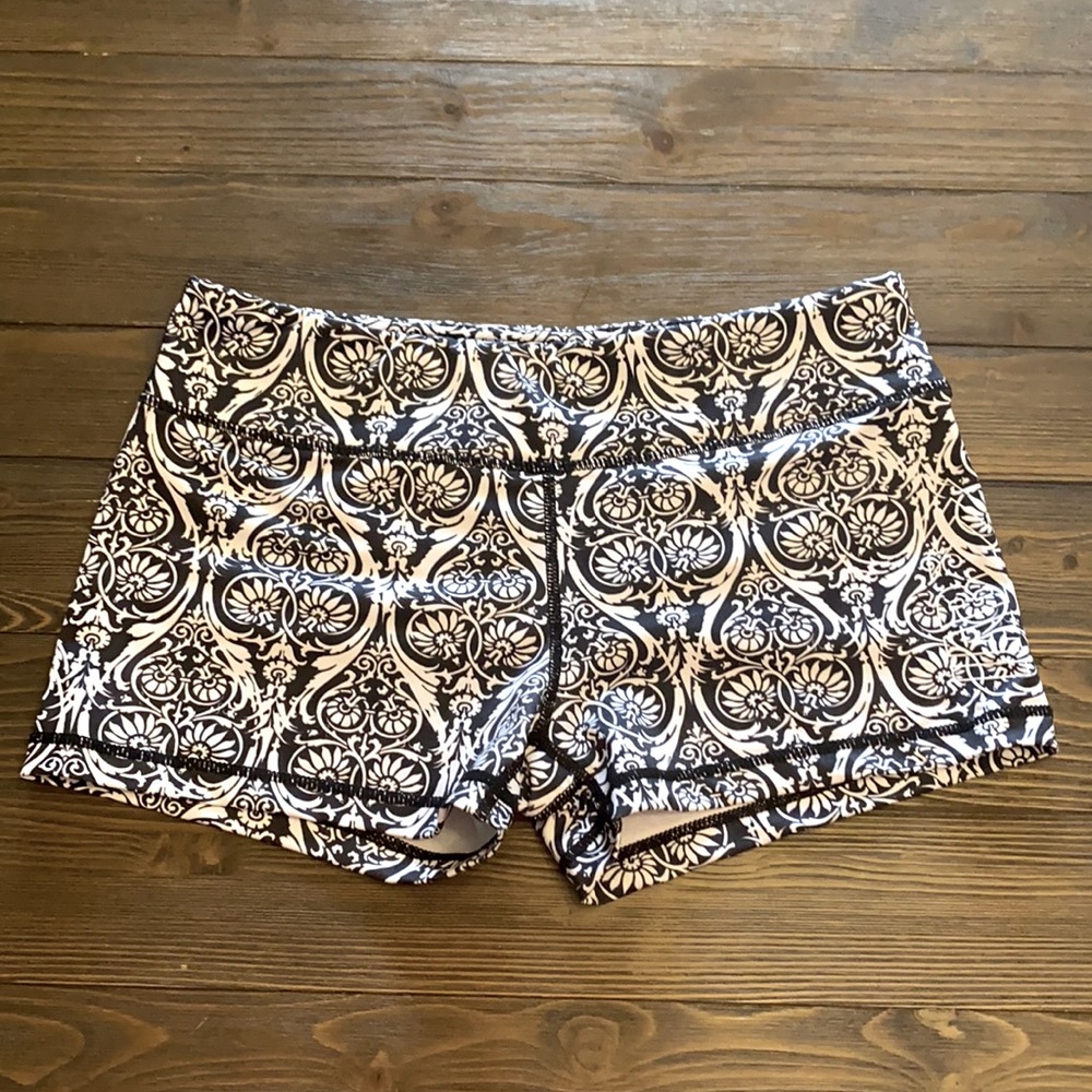 Activewear Shorts - Size 10/L